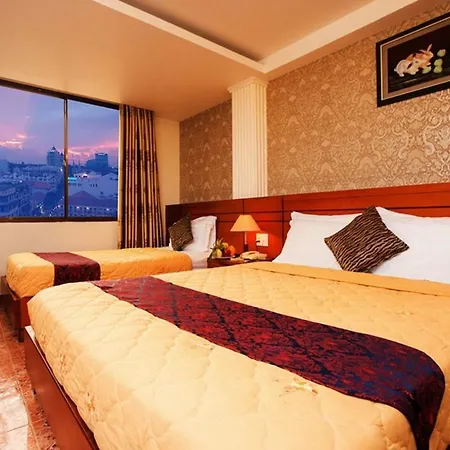 Nouveau Happy Inn - Bến Thành